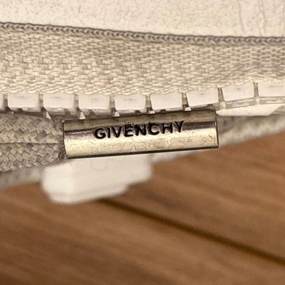 GIVENCHY Spectre Zip‎ Runner Sneaker Size 37 White Leather Designer Shoes